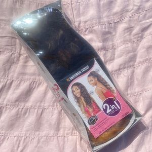 Motown Tress 2 in 1 halfwig ponytail; TIO-31. color: DX30/27